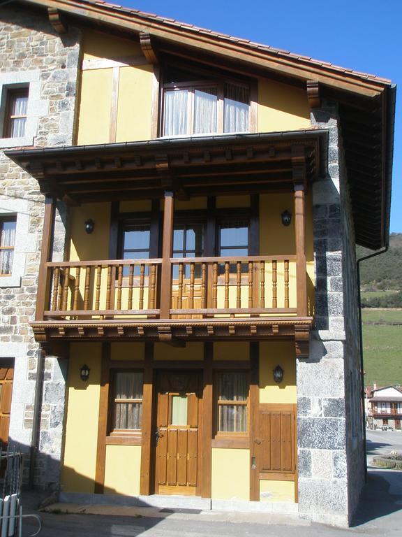 Apartamentos Casa Celia La Vega (Vega de Liebana, Cantabria) Room photo